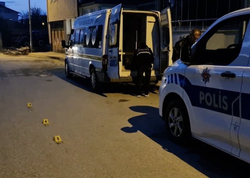 Çorum'da Tartışma Sonrası Bıçaklama Olayı: Şüpheli Kaçtı, Polis Araştırma Başlattı