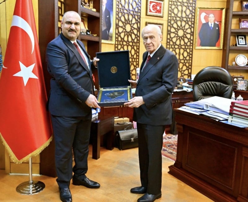 Devlet Bahçeli, Kerkük’ün İlk Türkmen Valisi Muhammed Seman Ağa’yı Kabul Etti