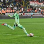 Dominik Livakovic: Fenerbahçe Seçimlerini Bekliyorum
