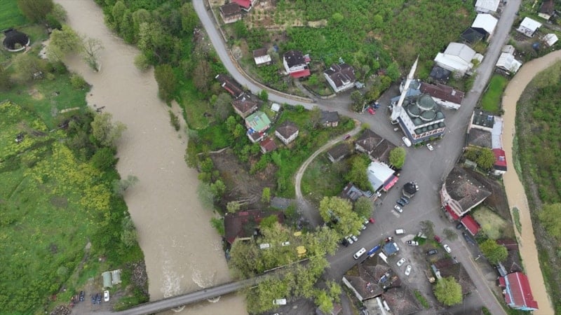 Düzce'de Yoğun Yağışlar Tarım Arazilerini Etkiledi