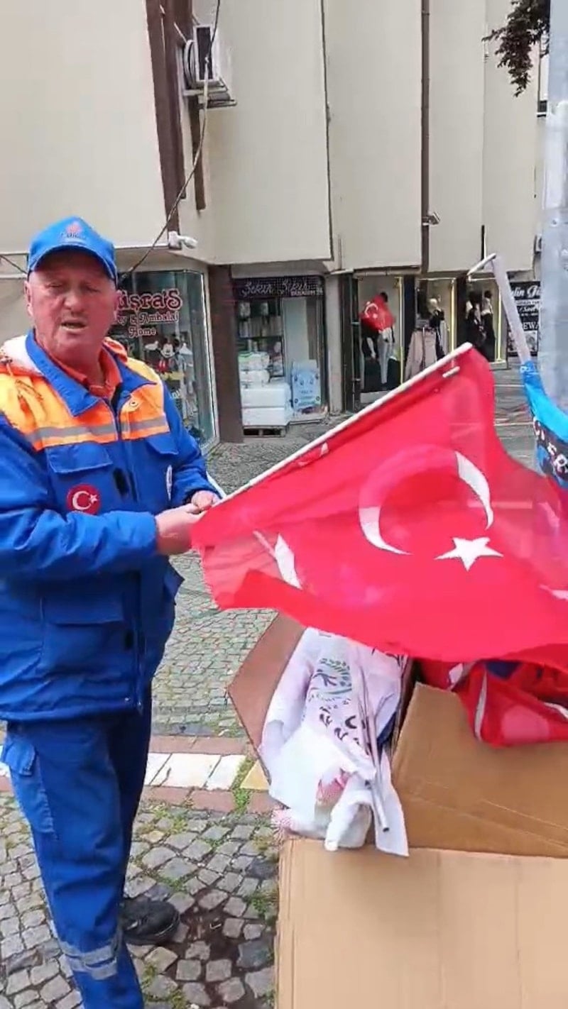 Edirne’de 1 Mayıs sonrası Türk bayraklarına gösterilen hassasiyet dikkati çekti