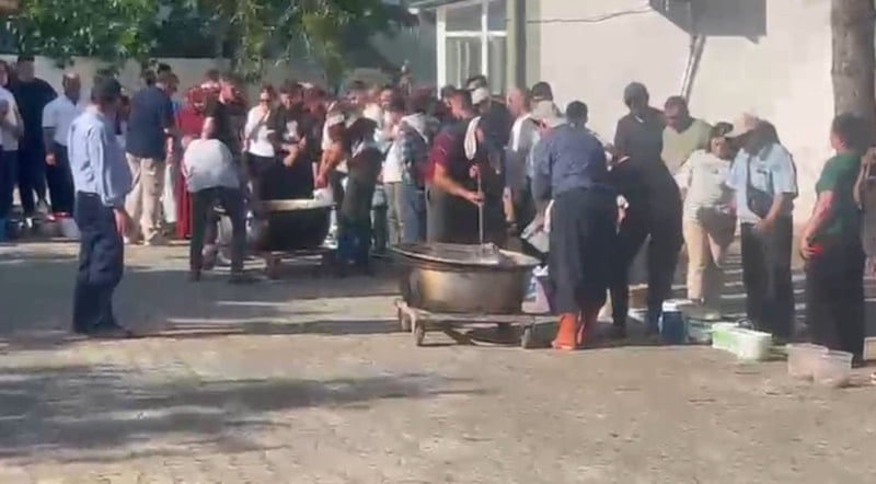 Edirne'de Kurban Bayramı Geleneği Devam Ediyor: Kurban Eti Paylaşımı Yapıldı