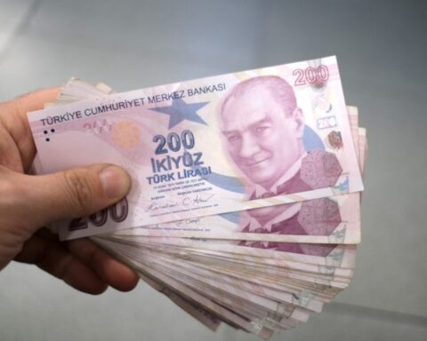 Emekli maaşlarına yapılacak zam oranı umutsuzluk yaratıyor