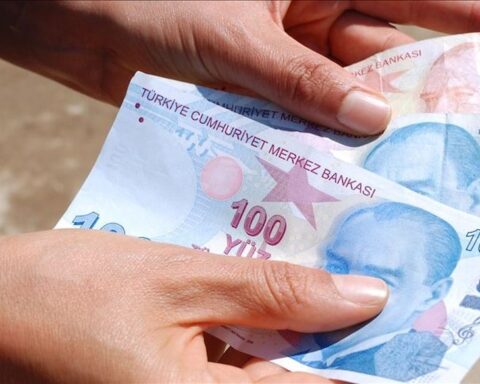 Emeklilerin Kurban Bayramı ikramiyeleri 17-22 Mayıs tarihleri arasında ödenecek