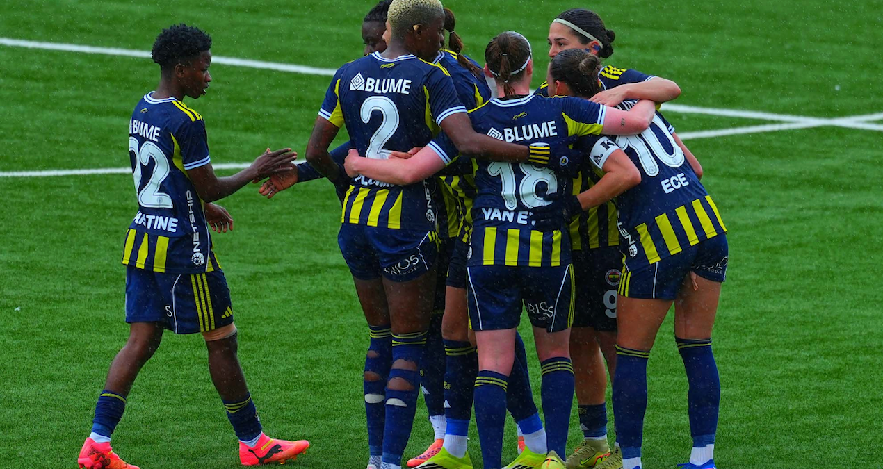 Fenerbahçe Kadın Futbol Takımı, Ligi İki Hafta Kala Şampiyon Olarak Tamamladı