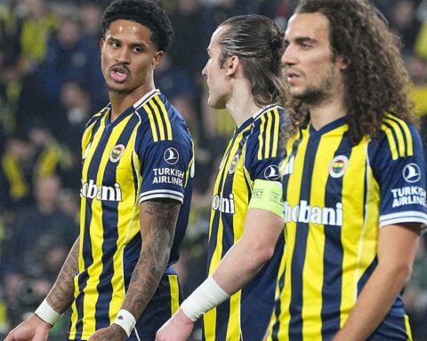 Fenerbahçe'nin Jayden Oosterwolde için Roma'dan ilgi çekici teklif