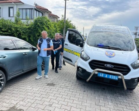 Fethiye Belediye Başkanı Alim Karaca'ya silahlı saldırı düzenlendi
