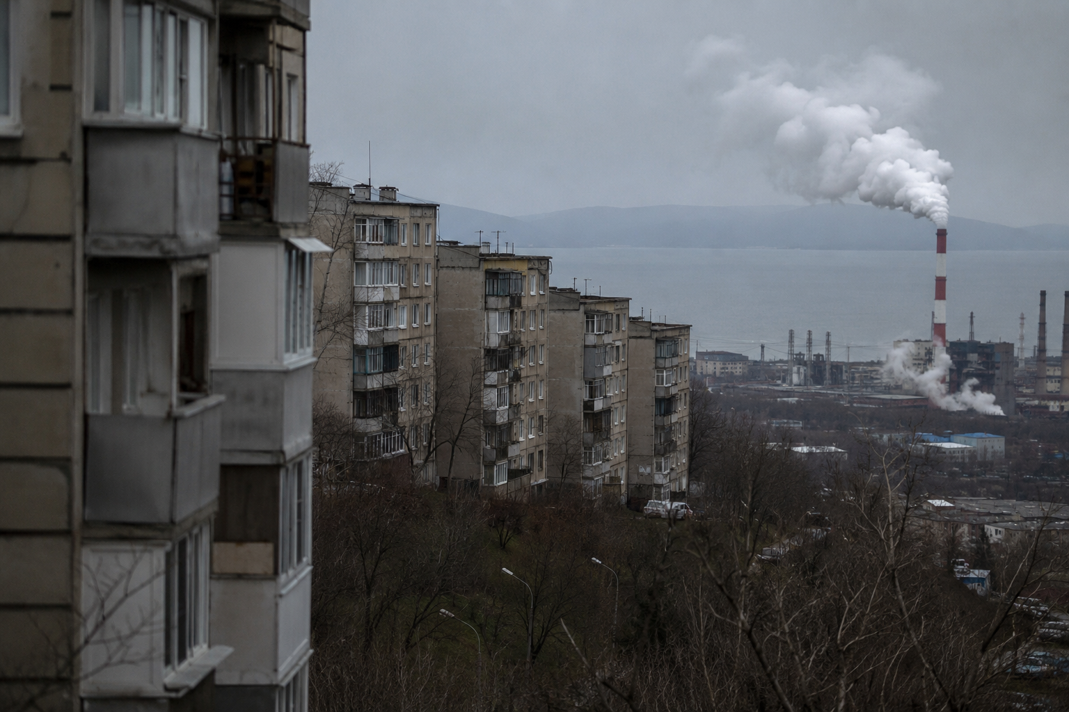 Rusya'nın Primorsky Krayı'nda 5,8 milyar rublelik borçlar nedeniyle 13 bin haneye elektrik ve sıcak su kesintisi uygulanacak
