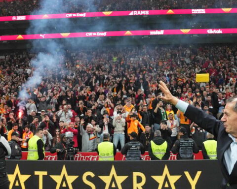 Galatasaray, Şampiyonluk İçin Futbolculara 10 Milyon Euro Prim Dağıtmayı Planlıyor