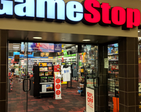 GameStop, eBay'ı Amazon'a Rakip Olacak Şekilde Satın Almaya Hazırlanıyor