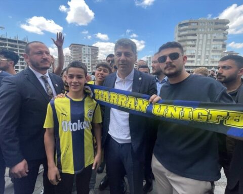 Hakan Safi, Fenerbahçe Kongresi'ne Hazırlanıyor ve Projelerini Paylaşıyor