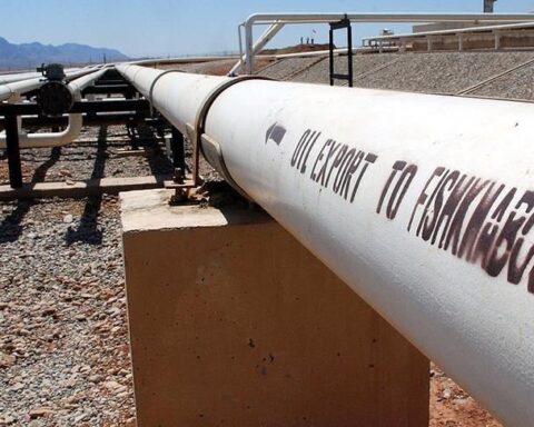 Irak'ın Petrol Sevkiyatında Yeni Hat İnşası Süreci Tamamlanıyor