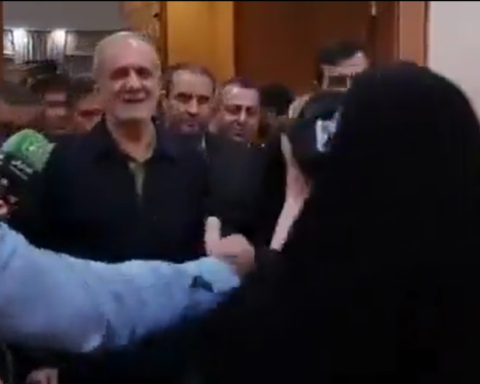İran Cumhurbaşkanı Pezeşkiyan'ın İstifa İddiaları Yalanlandı