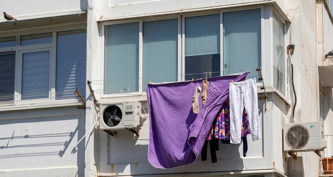 İspanya'da balkonlarda çamaşır kurutma yasaklanıyor