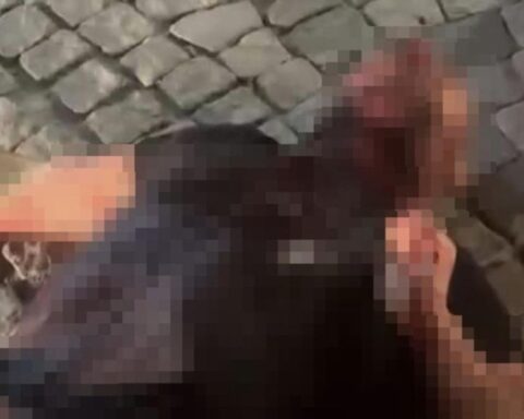 İzmir'de Miras Tartışması Nedenli Cinayet: Cansız Bedeni Kahvehanenin Önüne Attı