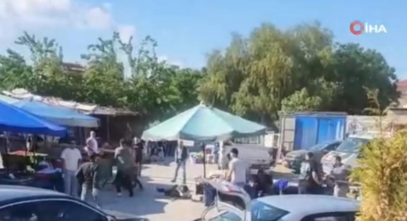 İzmir'de Pazar Yerinde Silahlı Kavga: 7 Şüpheli Gözaltına Alındı