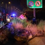 İzmir'de Ticari Araç Takla Attı: İki Kişi Hayatını Kaybetti