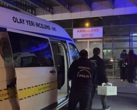 Kayseri'de Boşanma Aşamasındaki Eşler Arasında Silahlı Kavga: 3 Yaralı