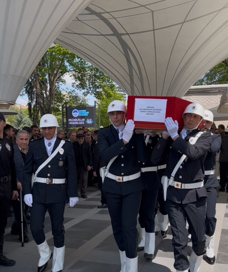 Kayseri'de Terör Gazisi Polis Memuru Son Yolculuğuna Uğurlandı