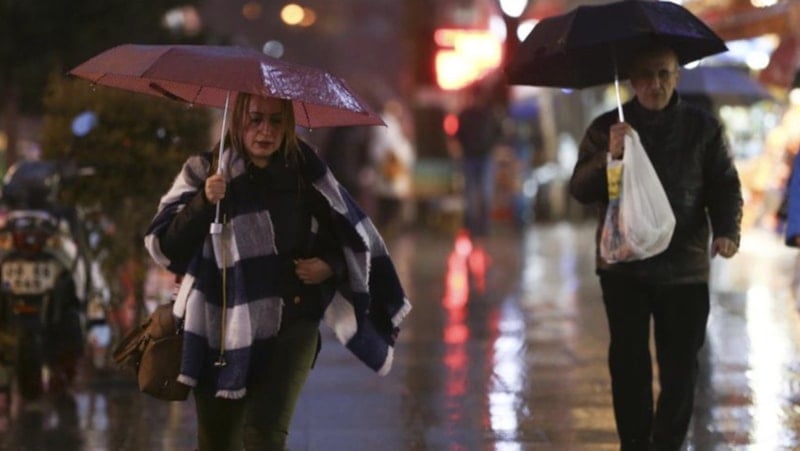 Kış Koşulları Türkiye'yi Etkiliyor: Sıcaklıklar Düşerken Yağış Artıyor