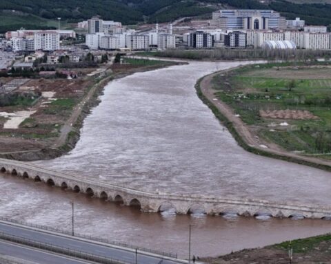 Kızılırmak Nehri'nde Geçen Yıldan Bu Yana Dikkat Çeken Dönüşüm