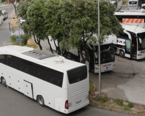 Kurban Bayramı Sonunda Otogarda Yoğunluk Artıyor, Ek Seferler Yetersiz Kalıyor