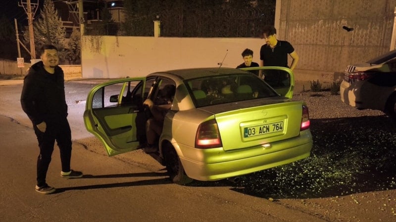 Kütahya'da Trafik Denetiminde Öğrencilerle Neşeli Diyalog