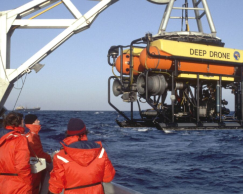 Lazer Destekli Robot Deniz Tabanındaki Arızaları Hassasiyetle Tespit Ediyor