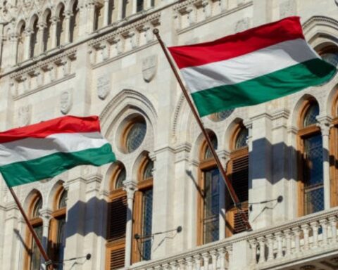 Macaristan, Uluslararası Ceza Mahkemesi’nden Ayrılma Kararını İptal Etti