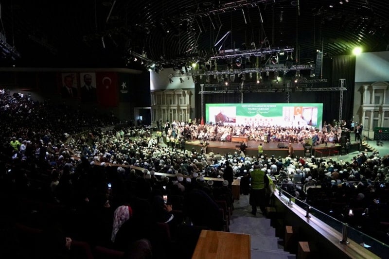 Mahmud Efendi Hazretleri Vefat Yıldönümünde On Binlerce Kişiyle Anıldı