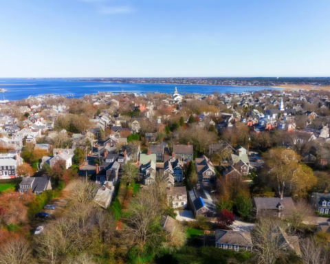 Nantucket'teki Ev Ücretsiz Veriliyor, Ancak Taşınma Şartı Bulunuyor