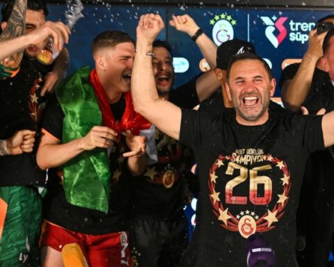 Okan Buruk, Galatasaray ile Türk futbolunda yeni bir dönemin kapılarını araladı