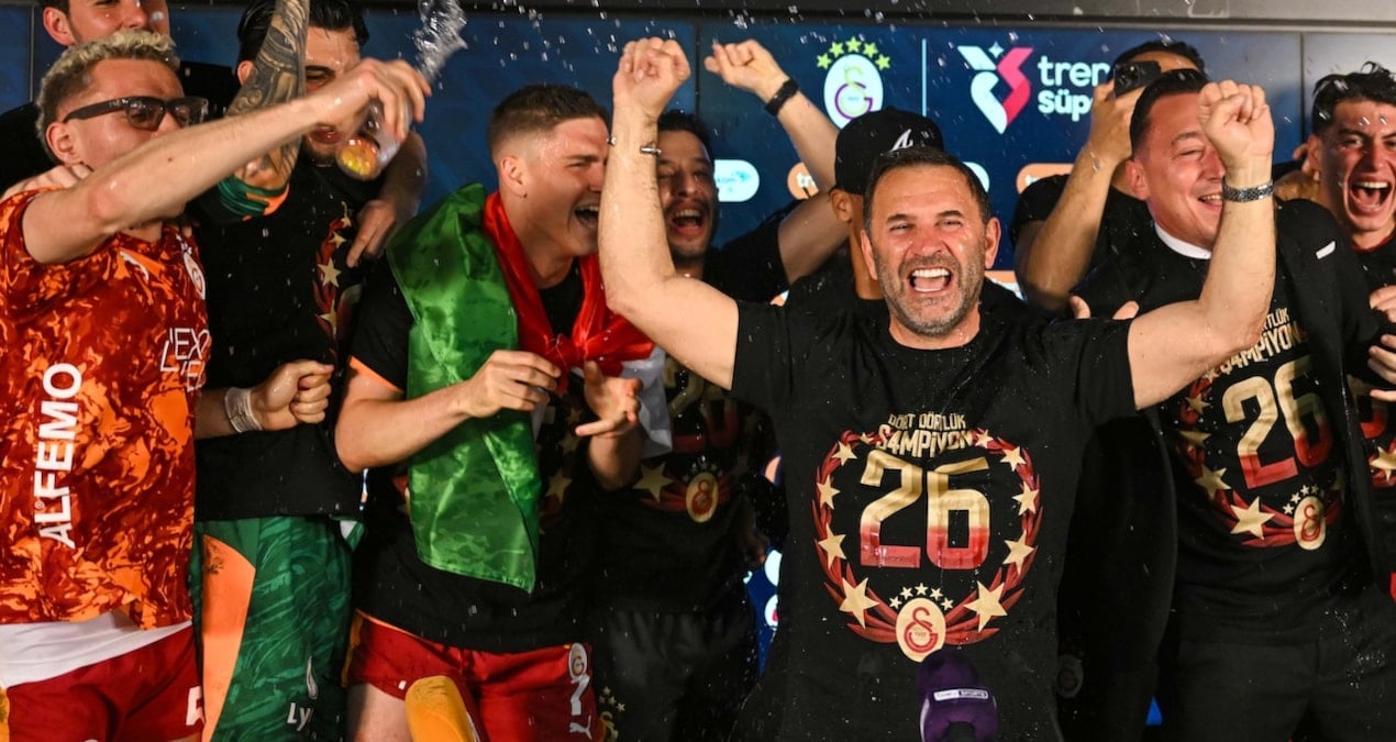 Okan Buruk, Galatasaray ile Türk futbolunda yeni bir dönemin kapılarını araladı