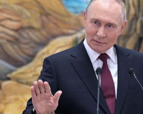 Putin, Zelenski ile görüşme teklifinde bulundu; barış anlaşması şartları vurgulanıyor