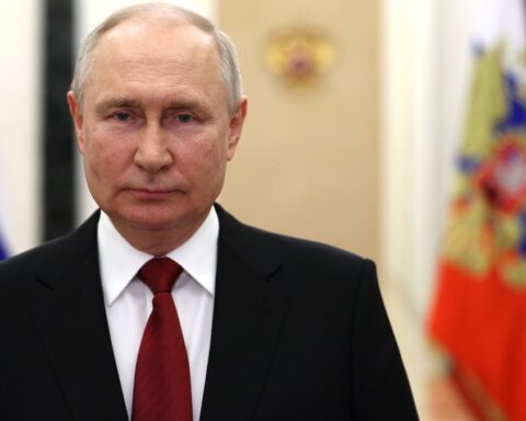 Putin'den Ukrayna'da ateşkes ilanı açıklaması