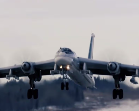 Rusya'nın Stratejik Bombardıman Uçakları Üzerinde İngiliz Jetleri Havalandı