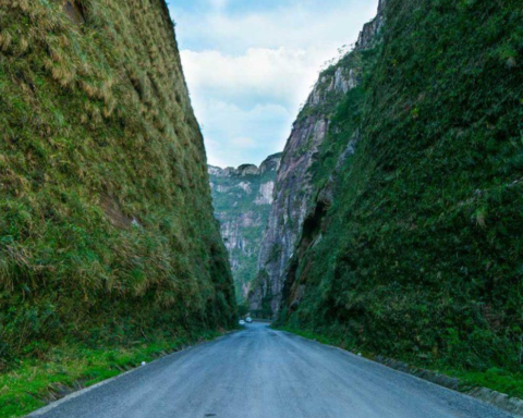 Serra do Corvo Branco Geçidi: İnsan Gücüyle Oluşturulan Doğal Bir Mühendislik Eseri