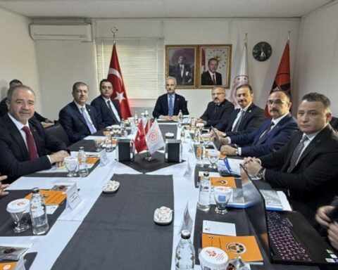 Tokat-Niksar kara yolu ile yıllık 1,5 milyar lira tasarruf sağlanacak