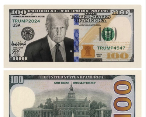 Trump, Dolar Tasarımını Kendi Fotoğrafıyla Paylaştı