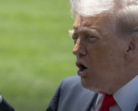 Trump, Hürmüz Boğazı'ndaki İran operasyonlarını bu şekilde anlattı