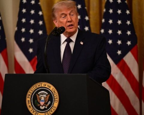 Trump, Oğlunun Düğününe Katılamayacak; İran'a Yeni Saldırı İddiası Gündemde