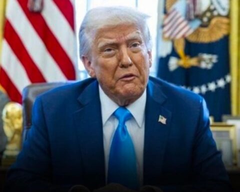 Trump, Rusya ve Ukrayna Arasındaki Geçici Ateşkesi Duyurdu