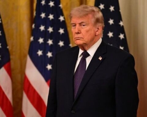 Trump, Sağlık Kontrolü Sonrası Amerika'ya Dönüşünü Duyurdu