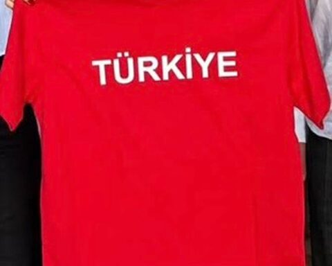 Türkiye’nin Roma Büyükelçisi Elif Çomoğlu Ülgen, NATO Komutanlığı’nı Ziyaret Etti