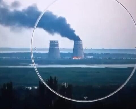 Ukrayna'nın İHA'sı Zaporijya Nükleer Santrali'ni hedef aldı