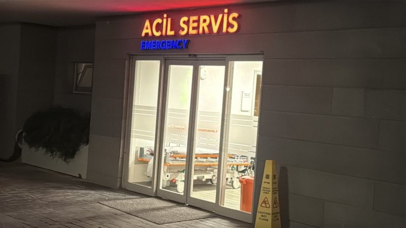 Ülker Livaneli merdivenden düşerek yaralandı, hastaneye kaldırıldı