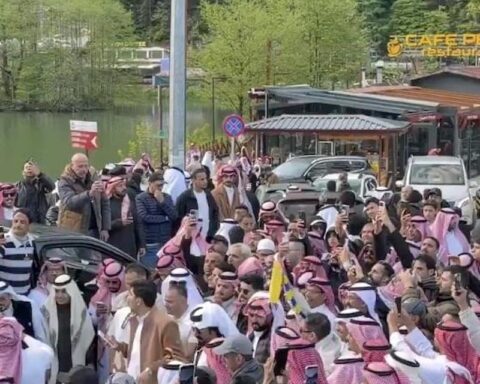 Uzungöl’de Doğa Turizmi Arap Turistlerle Canlanıyor