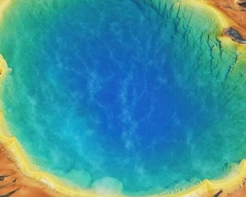 Yellowstone Altındaki Magma Hareketleri Tehdit Oluşturmuyor
