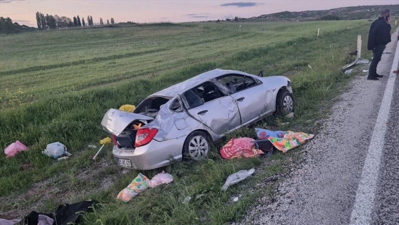 Yozgat'ta Trafik Kazası: 1 Kişi Hayatını Kaybetti, 3 Kişi Ağır Yaralandı