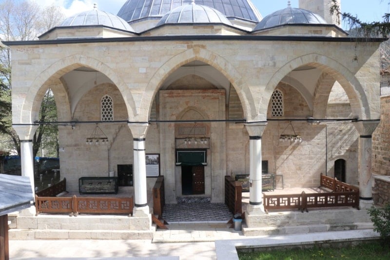 Yunus Paşa Camii, 508 Yıl Sonra Tarihi Dokusuyla Ayakta Kalıyor